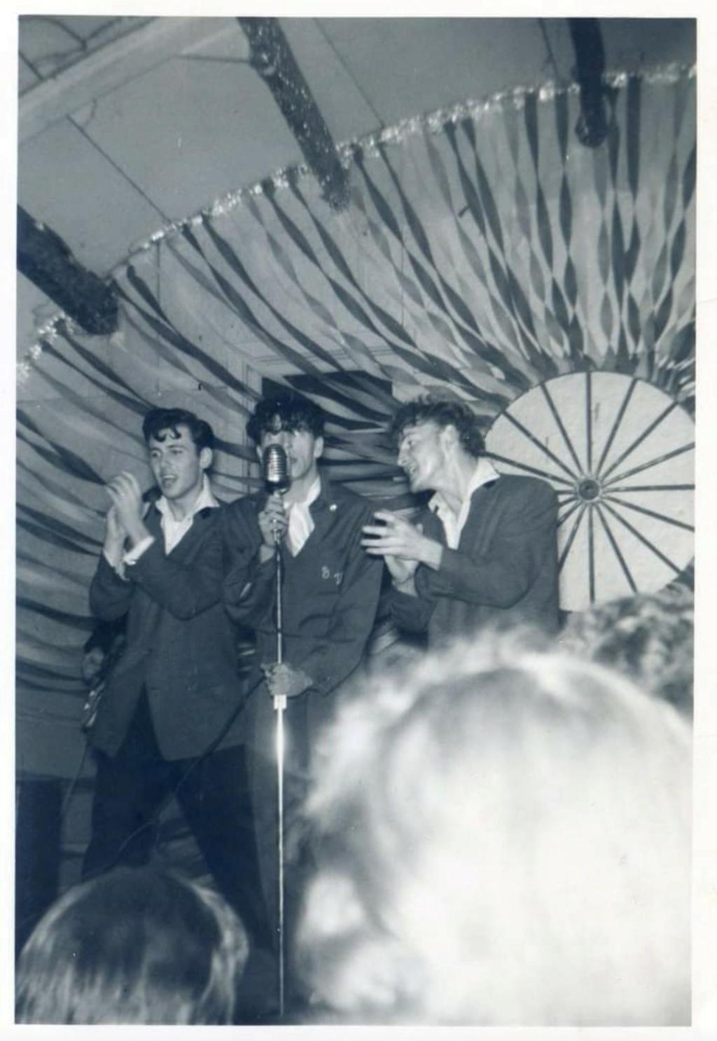 Rare photos live de Gene Vincent and the Blue Caps - 1957 - Mitch Mlb collection 36405911