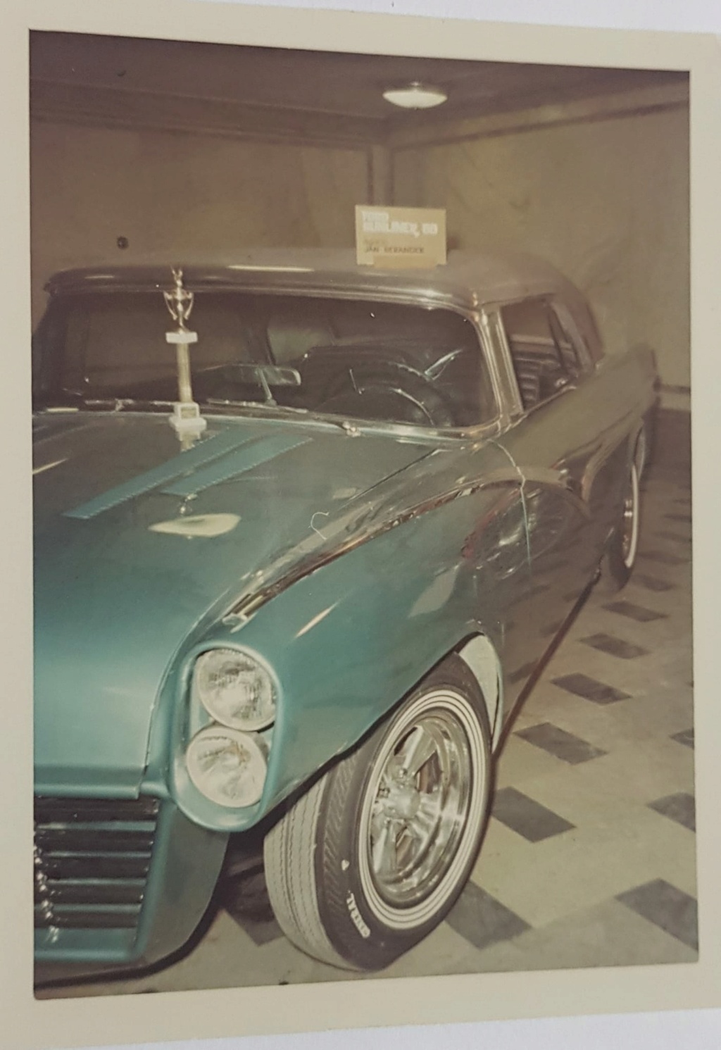 Vintage Car Show pics (50s, 60s and 70s) - Page 23 36674910