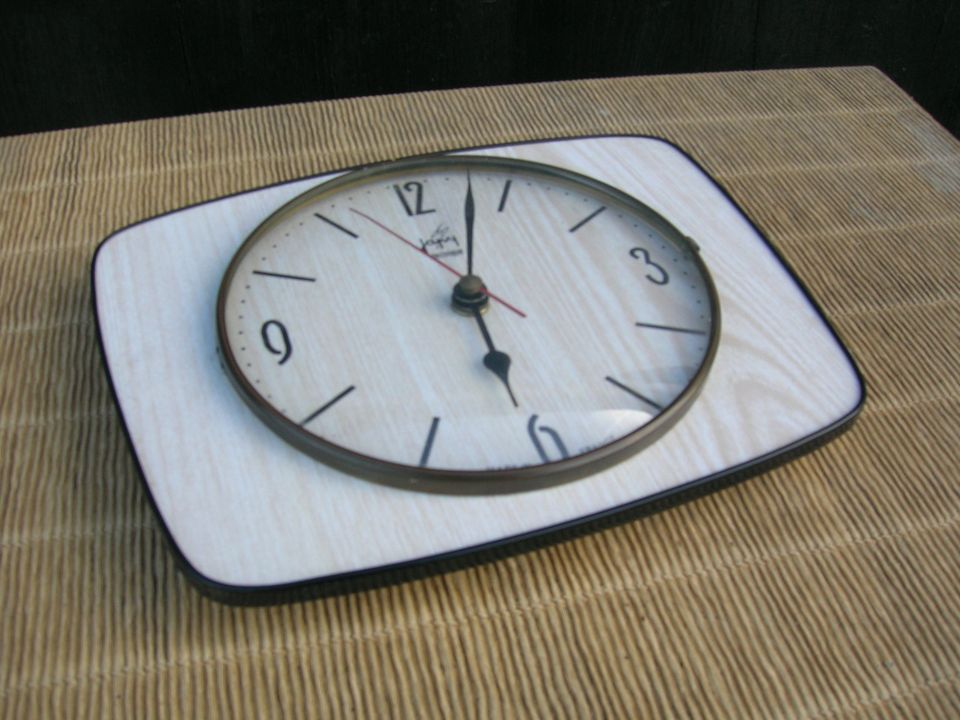Horloges & Reveils fifties - 1950's clocks - Page 5 37097910
