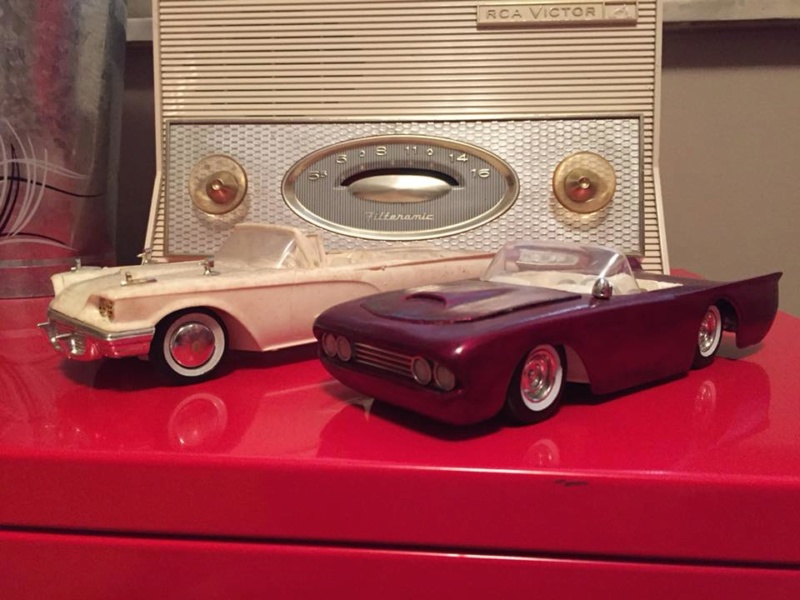 Vintage built automobile model kit survivor - Hot rod et Custom car maquettes montées anciennes - Page 11 40685010