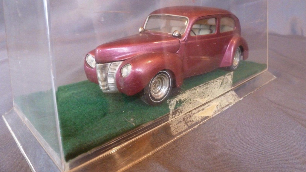 Vintage built automobile model kit survivor - Hot rod et Custom car maquettes montées anciennes - Page 11 48377210