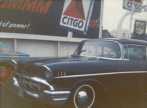 custom cars in the street - in situation ( vintage pics 1950's & 1960's)  - Page 5 51454210
