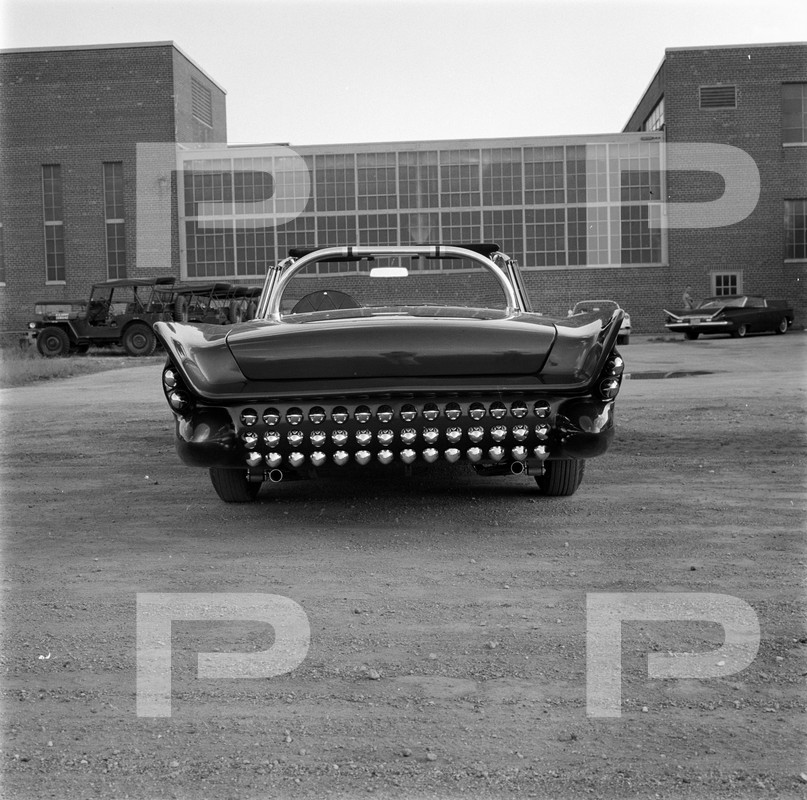 1957 Ford Thunderbird - Bob Turgeon - Le Perle - Star Kustom Shop -  62700310