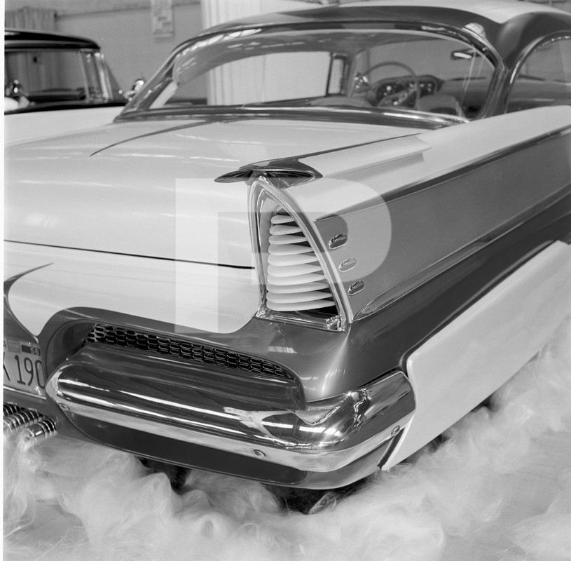 1957 Chevrolet - El Capitola  - Don Fletcher -  Sam & George Barris 84540010