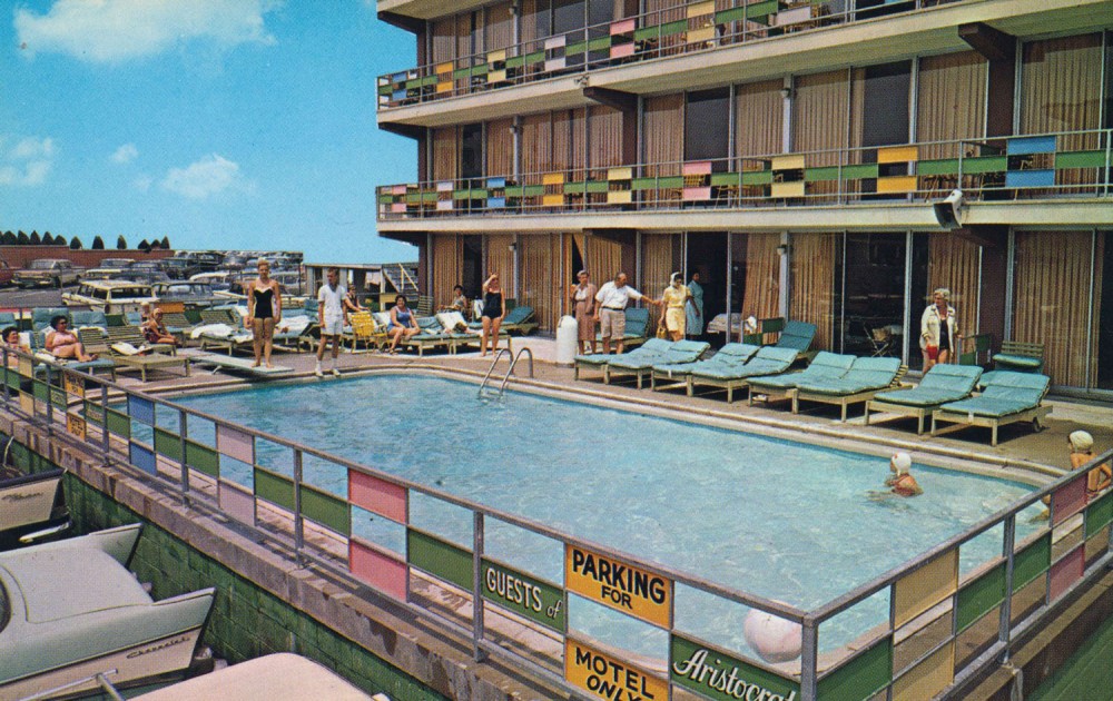Motels - Hôtels 1940's - 1960's - Page 3 Aristo10
