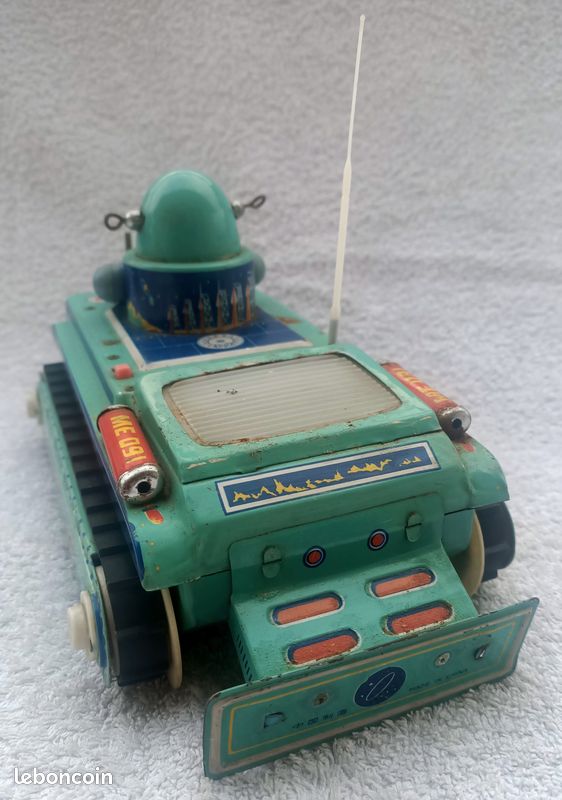 Robots jouets vintages - vintage robot toys - Page 2 Bc971c10