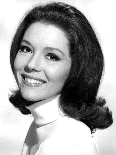 Diana Rigg Diana-11