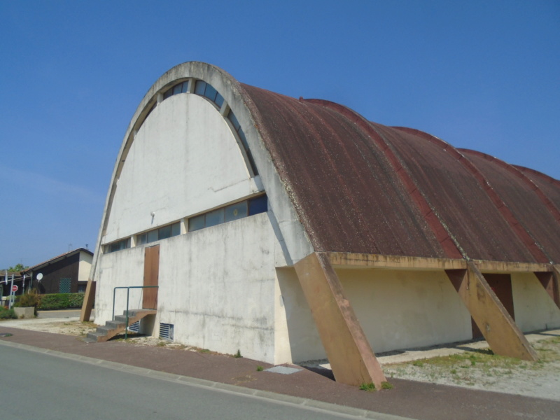 Cinéma Lou Hapchot - architecture atomic space age googie - Hourtin 33990 - France Dsc01915