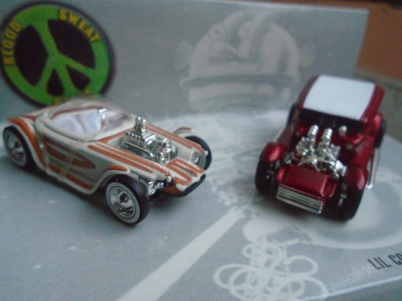 Hot Wheels Collectible Blood Sweet Gears - Beatnik Bandit - Lil' Coffin - show rod - Ed Roth - Darrill Starbird Dsc02010