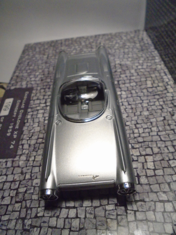 Minichamps Dream cars to the 1950's - concept car to the Motorama and other - 1/43 scale and 1/18 scale Dsc04725