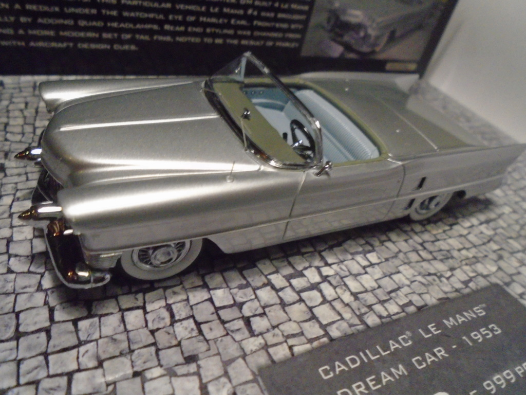 Minichamps Dream cars to the 1950's - concept car to the Motorama and other - 1/43 scale and 1/18 scale Dsc04731