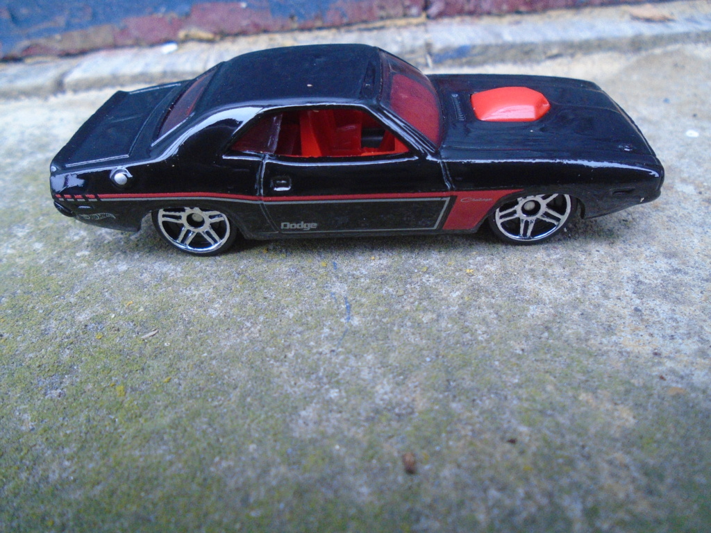 Dodge Challenger 1970 - Hot Wheels Dsc06319