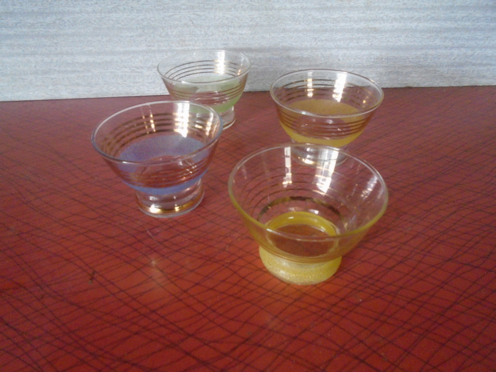 Verres, carafe et services à orangeade ou à liqueurs - 1950's 1960's glass Dsc07410
