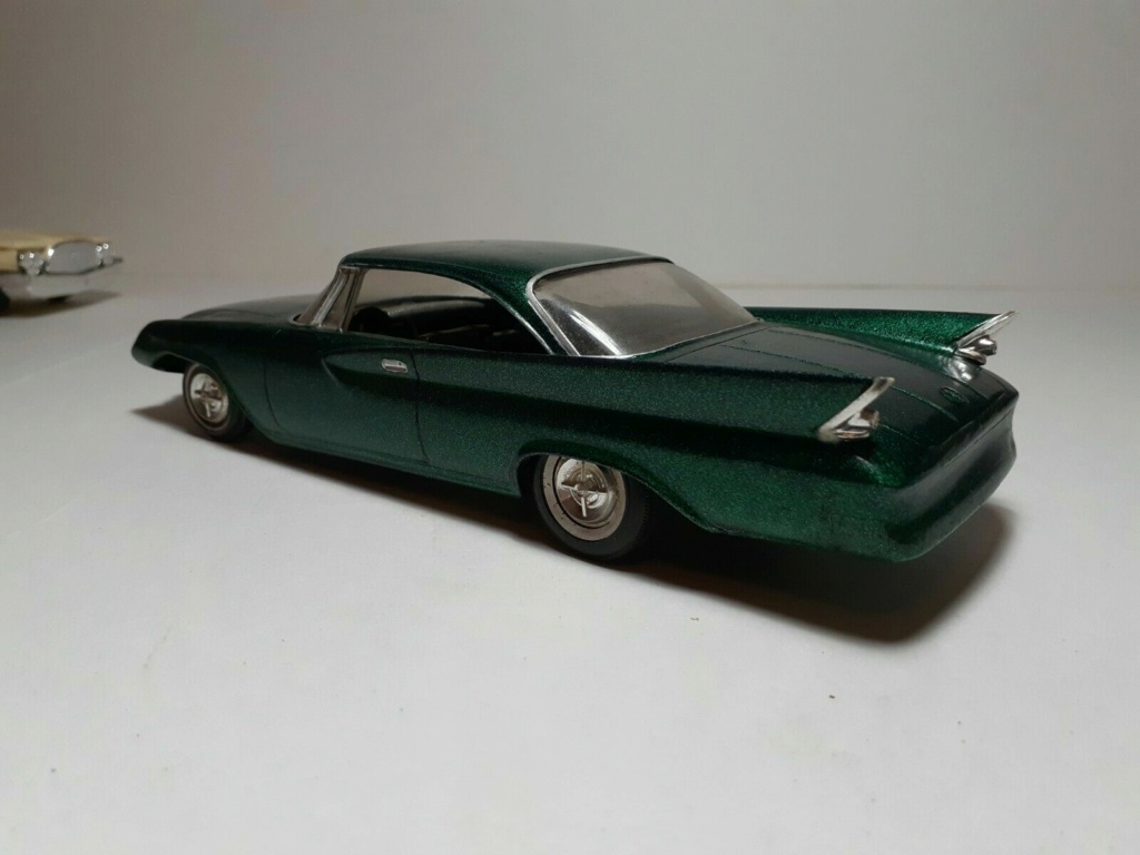 Vintage built automobile model kit survivor - Hot rod et Custom car maquettes montées anciennes - Page 15 Johdes11