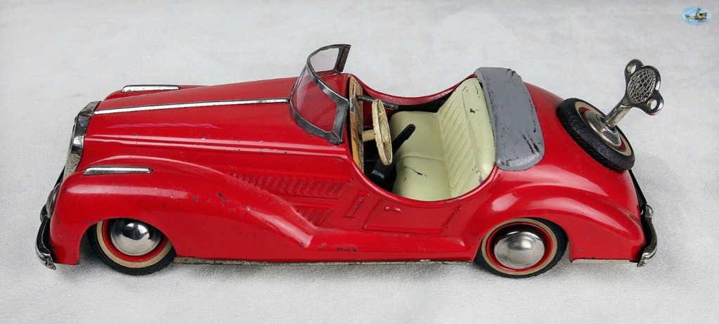 Mercedes Benz - 1950s German Distler Wind-up Toy Red  M210