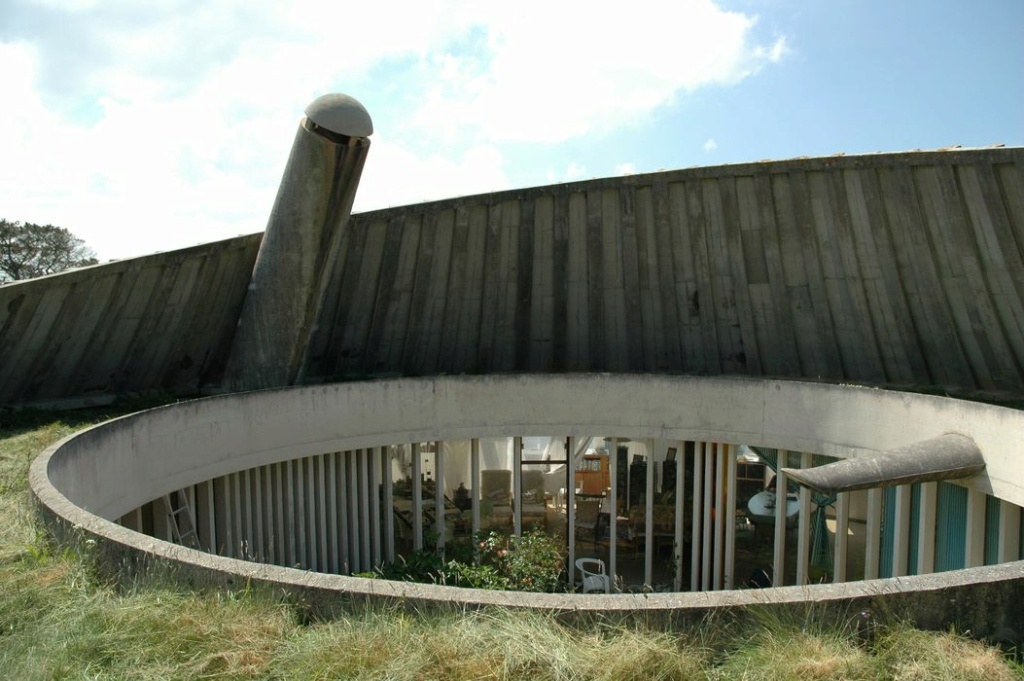 Maison Quéré (1969-73) in Ploumoguer, France, by Roger Le Flanchec Mhr53_10