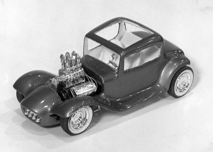 Vintage built automobile model kit survivor - Hot rod et Custom car maquettes montées anciennes - Page 11 Mod01710