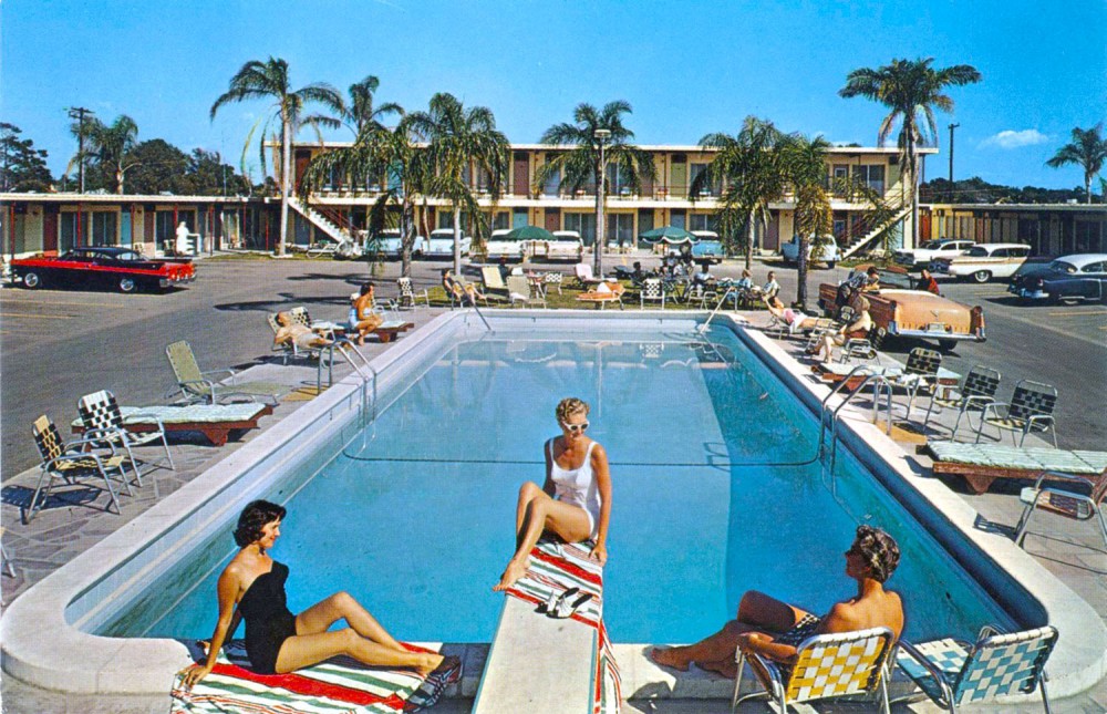Motels - Hôtels 1940's - 1960's - Page 3 Plaza-10