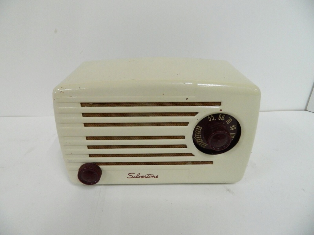 Silvertone Radio Model 2  1949–1951 Sil10