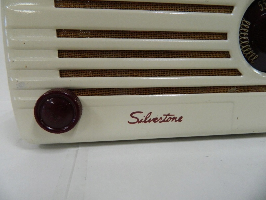 Silvertone Radio Model 2  1949–1951 Sil210