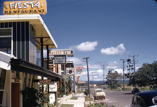 Mid Century Modern 1950s Architecture - Surfers Paradise Gold Coast - Australia  Unname20
