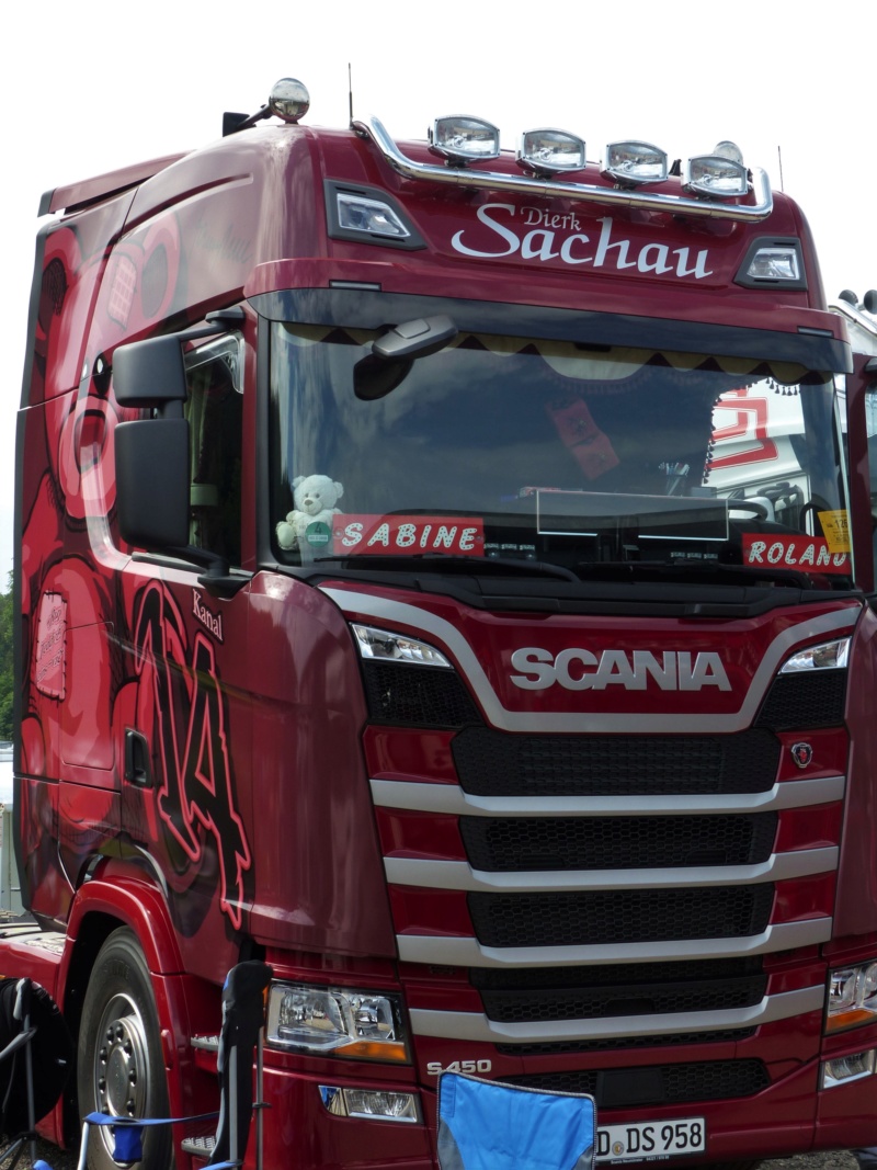 Scania série S (2016- ...) - Page 3 P1060235