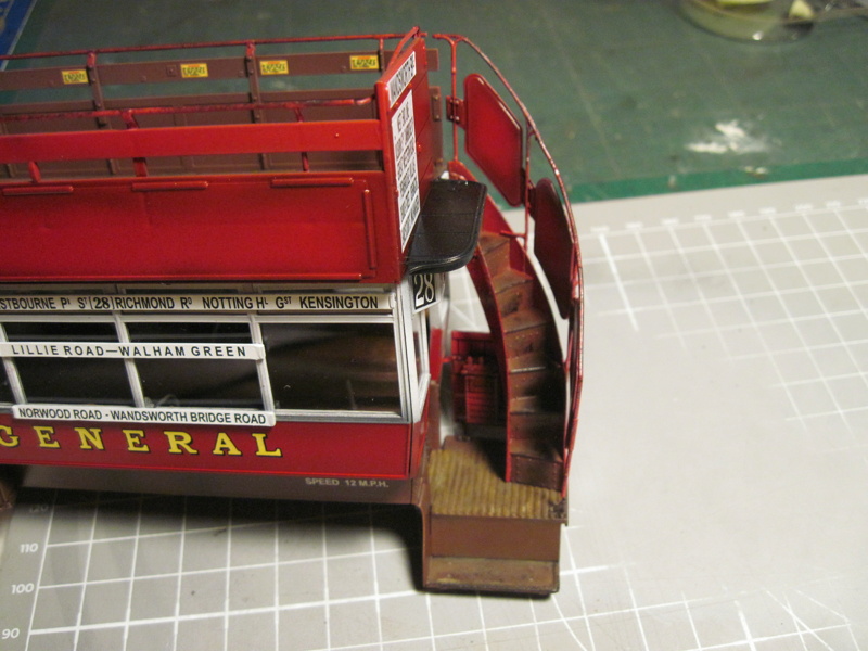 * 1/35 Bus Londonien LGOC type B 1919 Miniart  Ref 38021 - Page 6 Img_7405