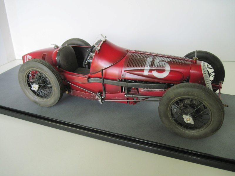 [ITALERI] FIAT 806 grand prix de MILAN 1927 1/12ème Réf 4702 - Page 3 Img_7425