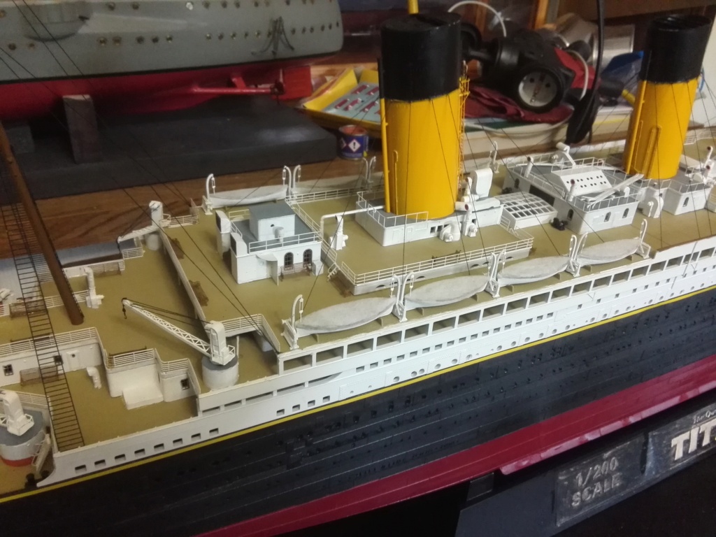 Titanic von Hachette in 1/200 mit Metall und Rauchgenerator Img_1231