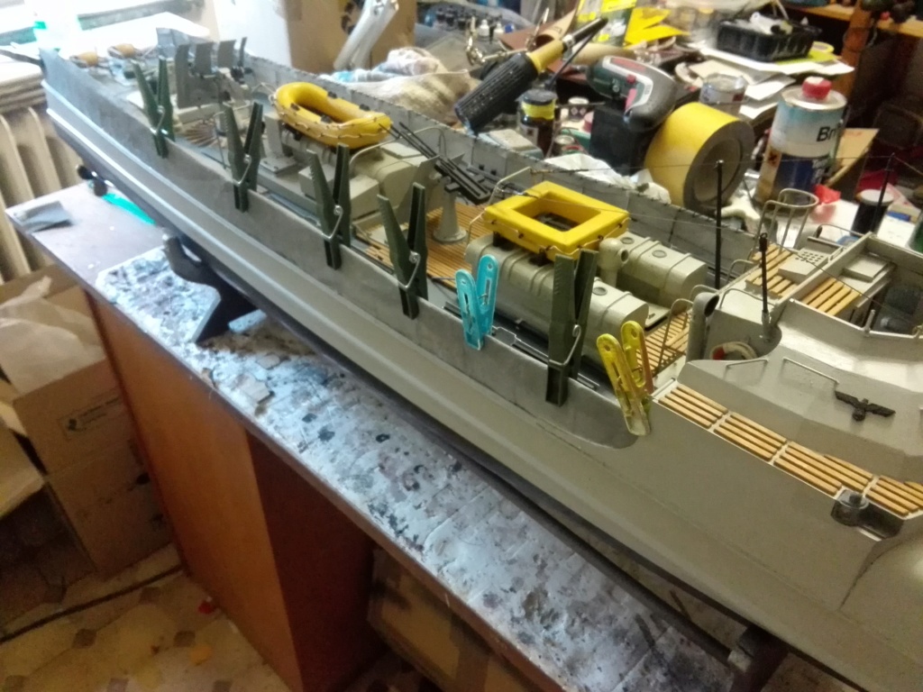 Schnellboot S 100 von Hasse Modellbau in Maßstab: 1:25 Img_1287