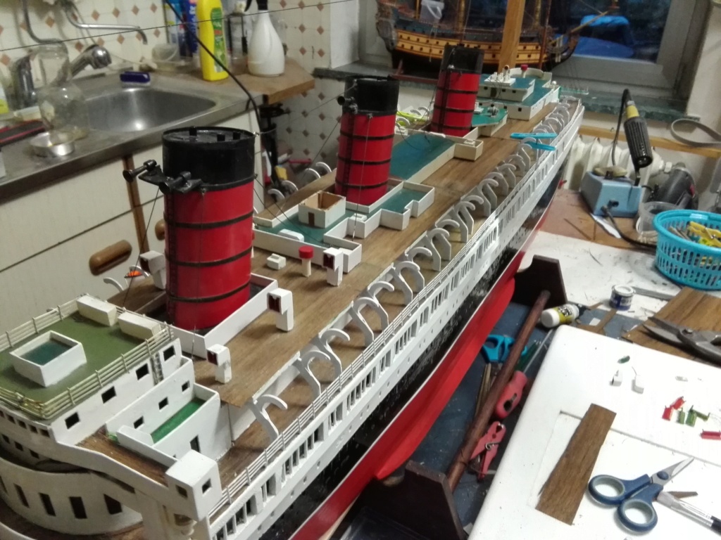 R.M.S. Queen Mary 1936 als RC Modell - Seite 2 Img_2123