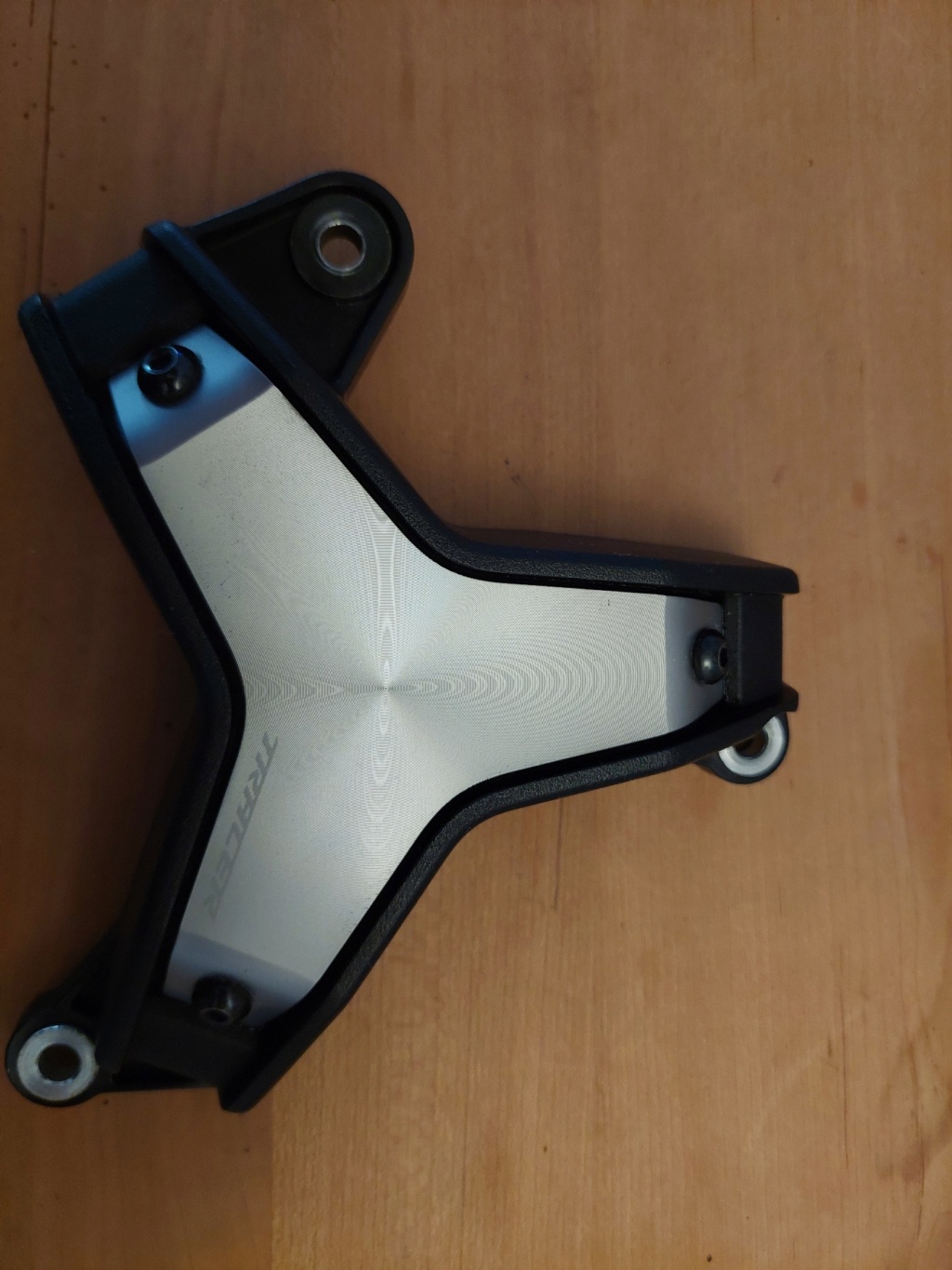 Vends patin de protection moteur yamaha T9GT 20240512