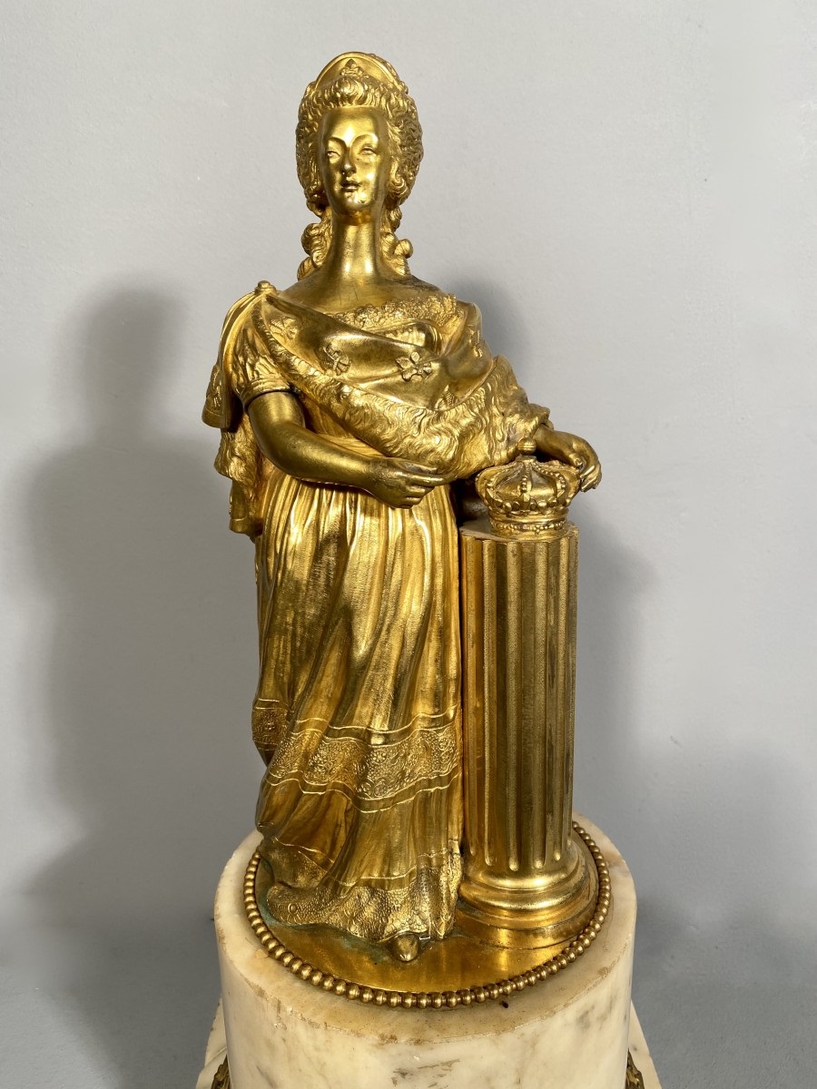 Statuette en bronze doré de Marie-Antoinette Telech12