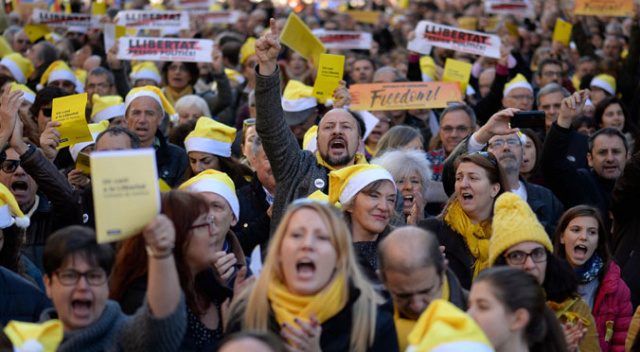 INICIATIVA | Concentració en suport a l'exiliat polític català, Josep M. Jové Nadale10