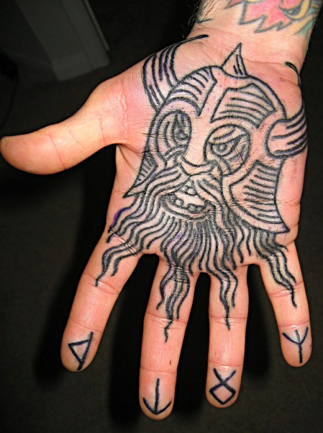 Татуировки с Рунами (подборка фото) - Страница 14 21066311