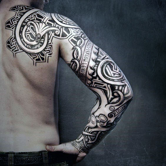 Татуировки с Рунами (подборка фото) - Страница 8 Ec02ed10