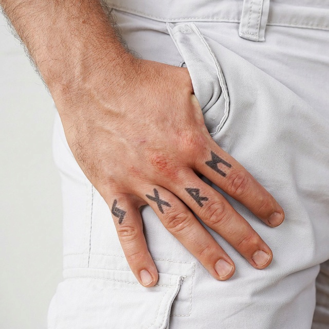 Татуировки с Рунами (подборка фото) - Страница 11 Norsk_11
