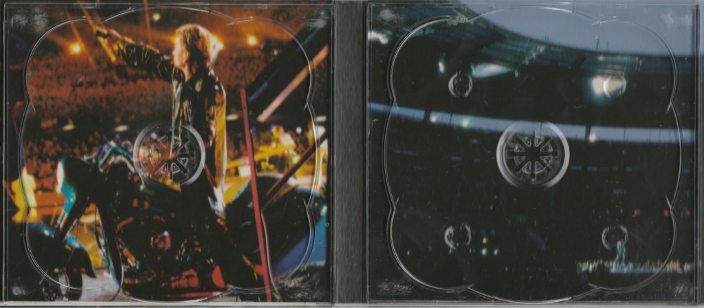 2003  -  COFFRET JOHNNY HALLYDAY 'INTEGRALE LIVE' ( 22 ALBUMS - 43CD ) 04104