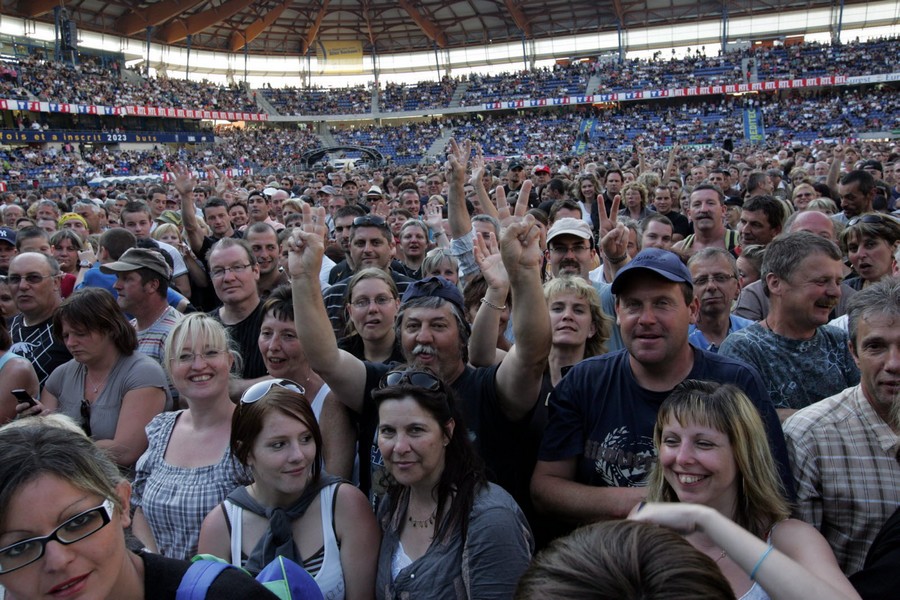 LES CONCERTS DE JOHNNY 'SOCHAUX' 2009 15109114