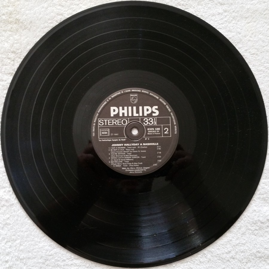 JOHNNY HALLYDAY A NASHVILLE ( 33 TOURS )( TOUTES LES EDITIONS )( 1968 - 1982 ) 1976_j13