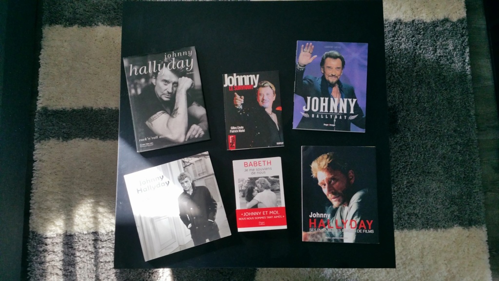 LIVRES DE JOHNNY A PRIX TRES REDUIT 20200823