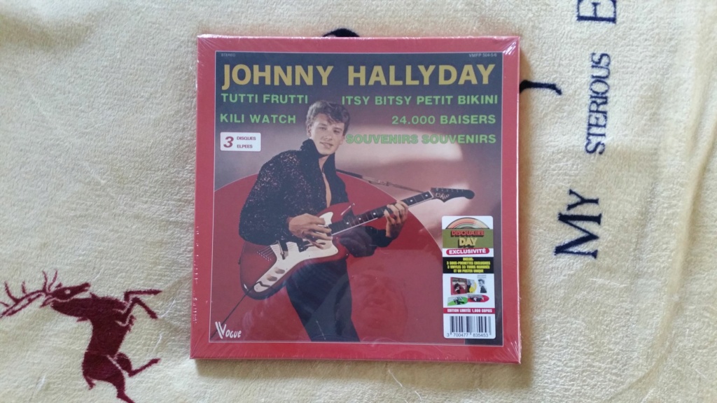 2023  - COFFRET JOHNNY HALLYDAY ( SPECIAL DISQUAIRE DAY )( 22 AVRIL 2023 ) 20230423