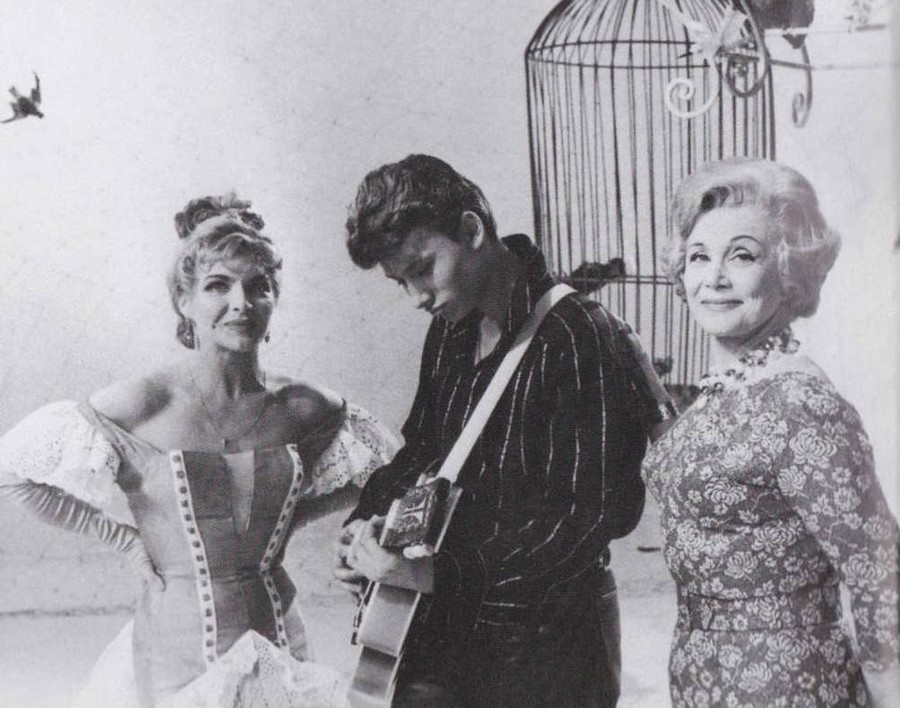 LES PLUS GRANDS EVENEMENTS DE JOHNNY 'PREMIERE TELE' ( 1960 ) 60-g0115