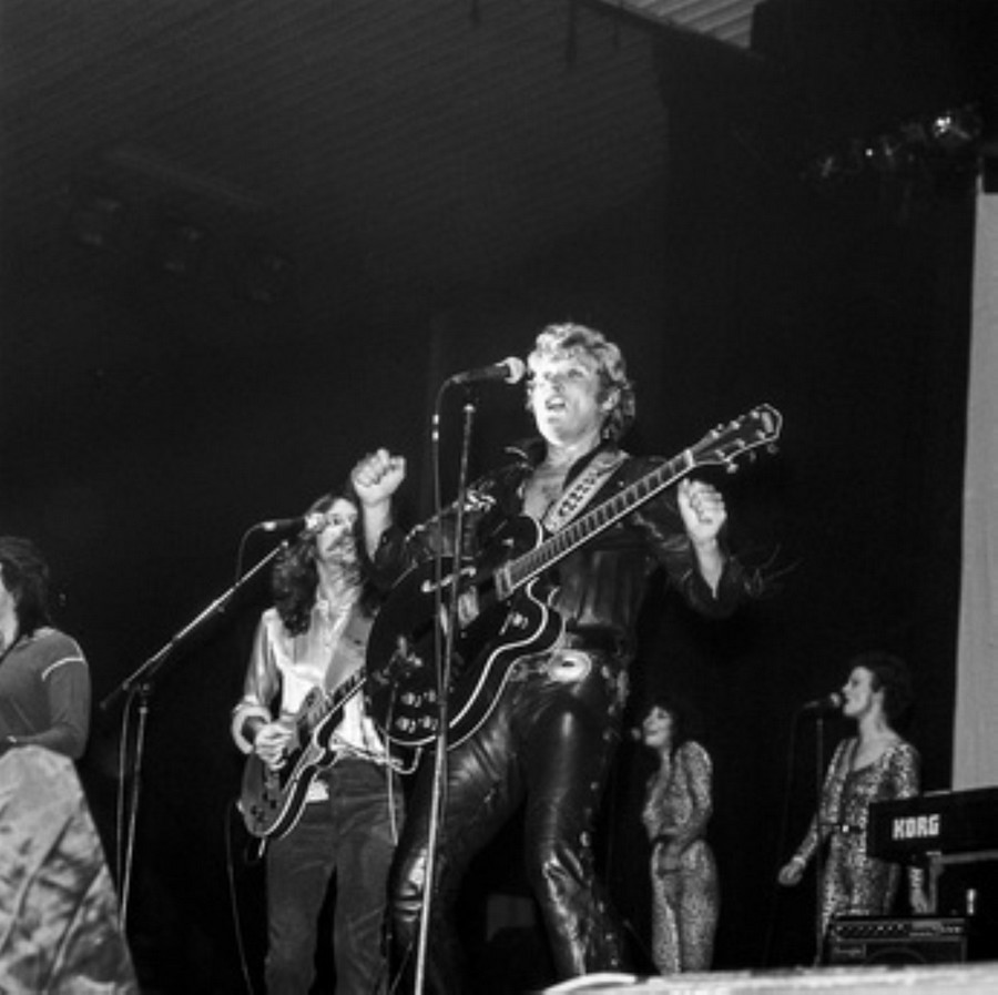 LES CONCERTS DE JOHNNY 'HIPPODROME DE PANTIN 1981' Akg77748