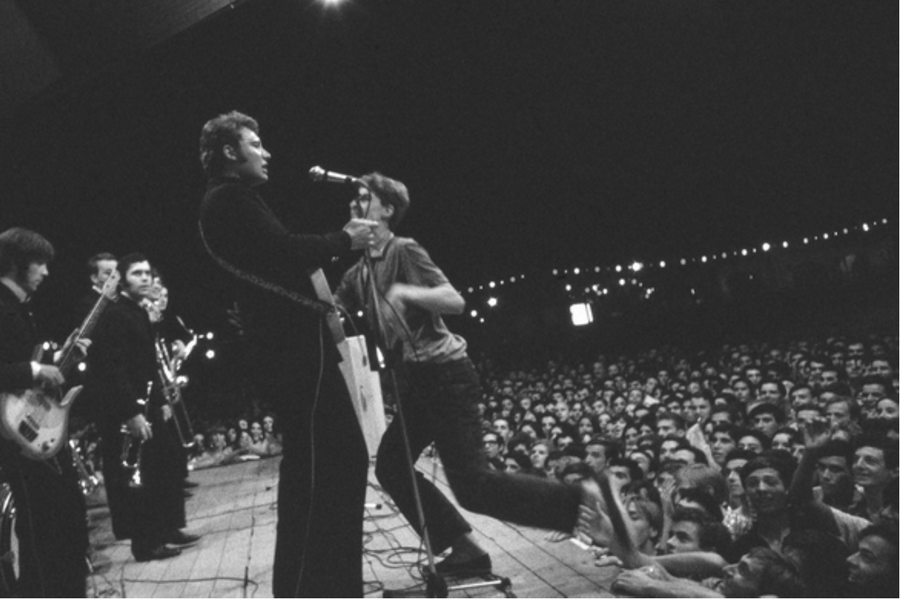 RECAPITULATIF DES PLUS BEAUX CONCERTS DE JOHNNY HALLYDAY ( 1960 - 1979 ) 1/4 Captu857