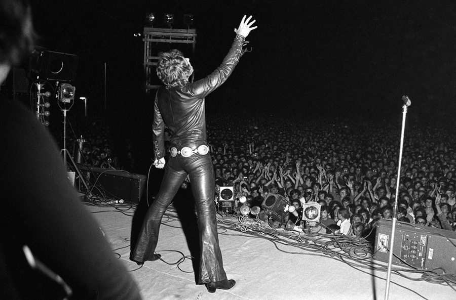 RECAPITULATIF DES PLUS BEAUX CONCERTS DE JOHNNY HALLYDAY ( 1960 - 1979 ) 1/4 Captu941