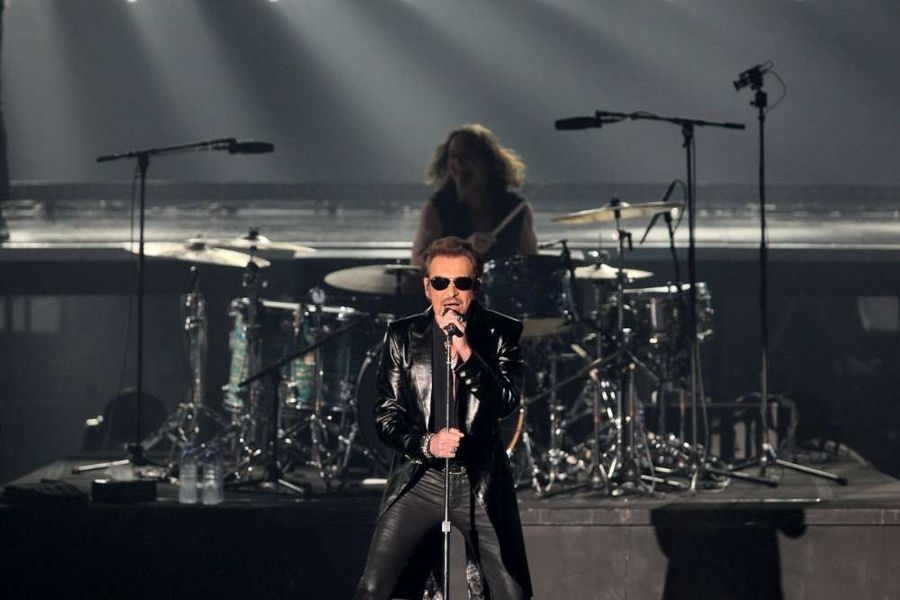 RECAPITULATIF DES PLUS BEAUX CONCERTS DE JOHNNY HALLYDAY ( 2011 - 2017 ) 4/4 Le-16-15