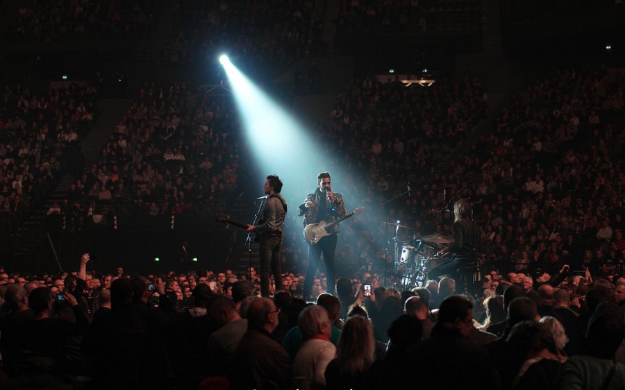 LES CONCERTS DE JOHNNY 'BERCY ARENA' 2015 Ob_6ae10