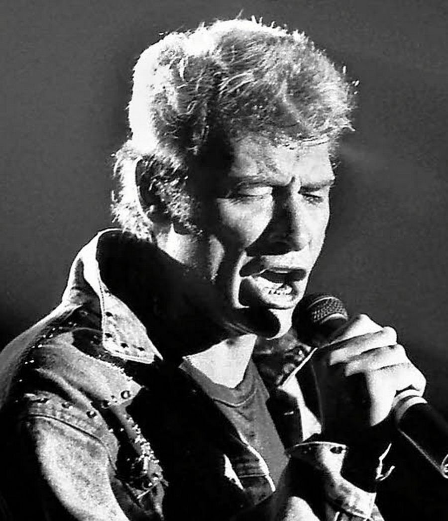 RECAPITULATIF DES PLUS BEAUX CONCERTS DE JOHNNY HALLYDAY ( 1980 - 1999 ) 2/4 Sans5006