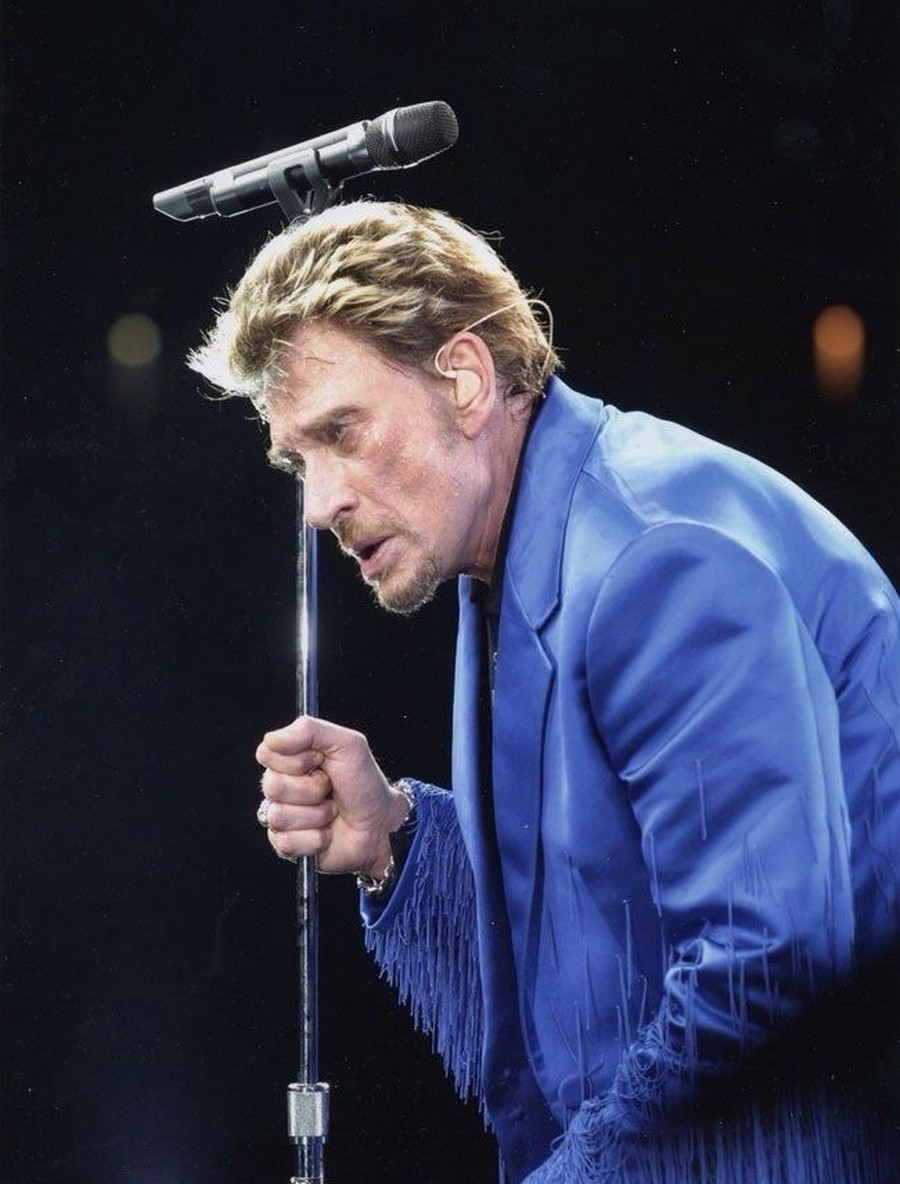 RECAPITULATIF DES PLUS BEAUX CONCERTS DE JOHNNY HALLYDAY ( 2000 - 2009 ) 3/4 Sans5033